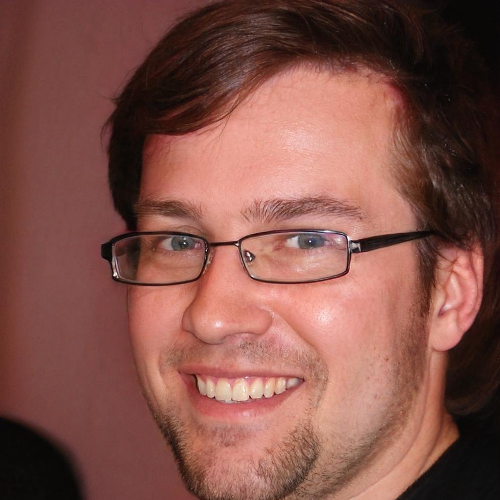 Robert Kellinger, Portfolio Strategy Director